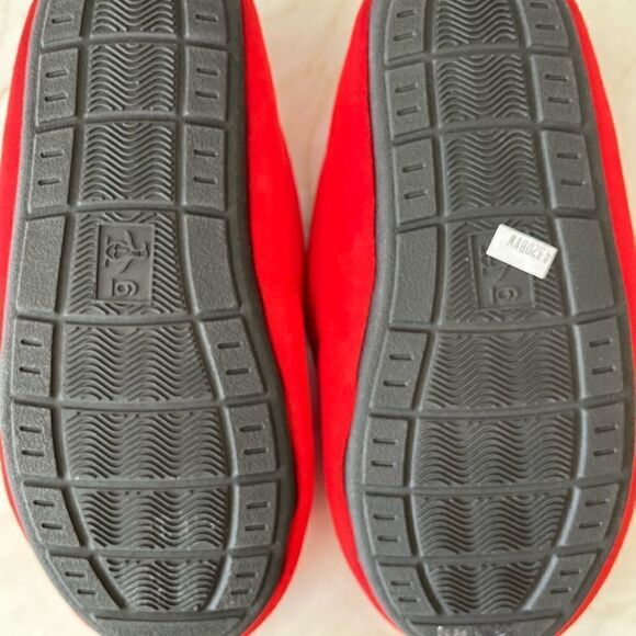 NWOT Penguin by Munsingwear red Boater Moccasins size 6 - Picture 2 of 4